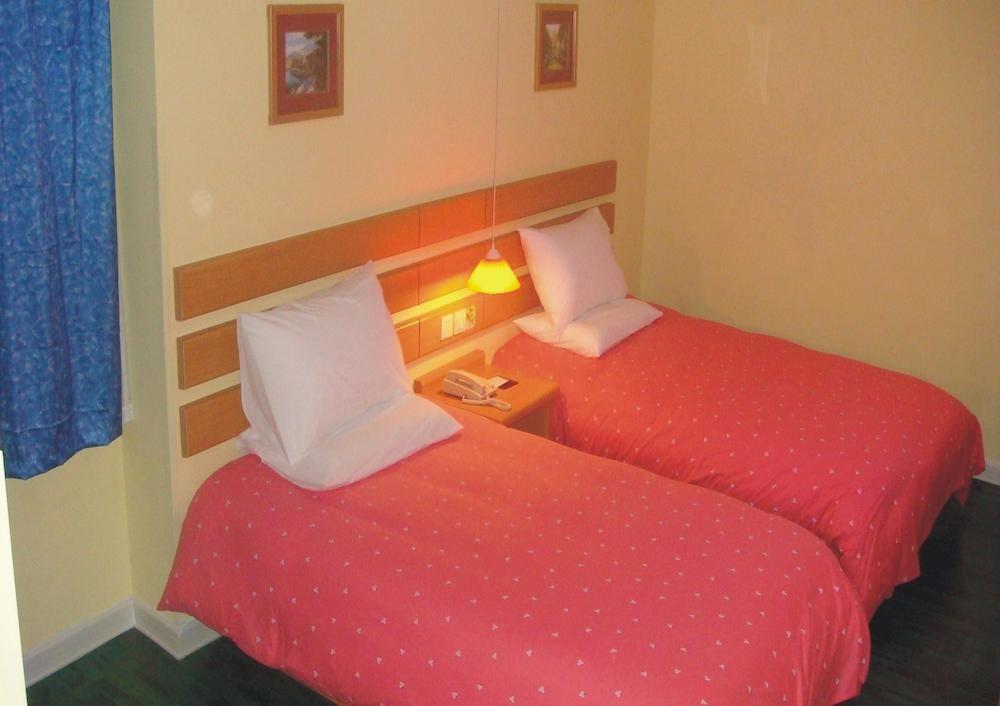 Home Inn Guangzhou Guangdong University Of Foreign Studies Baiyun Avenue Exterior foto